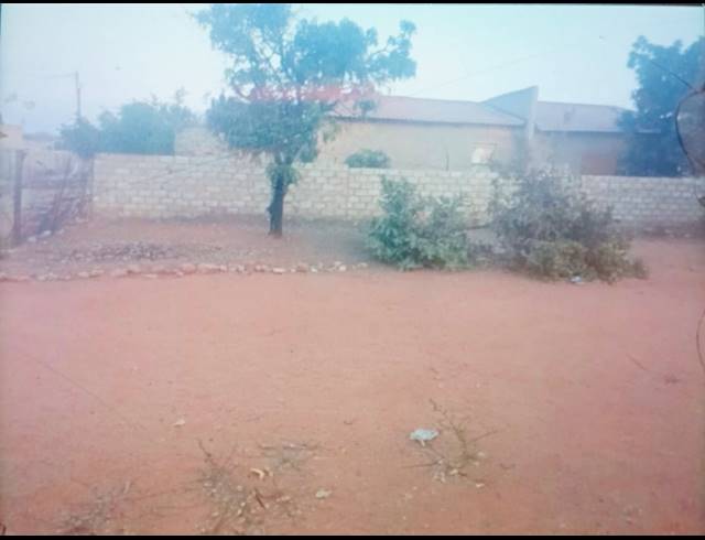 BEDROOM FREEHOLD FOR SALE IN SOSHANGUVE Y